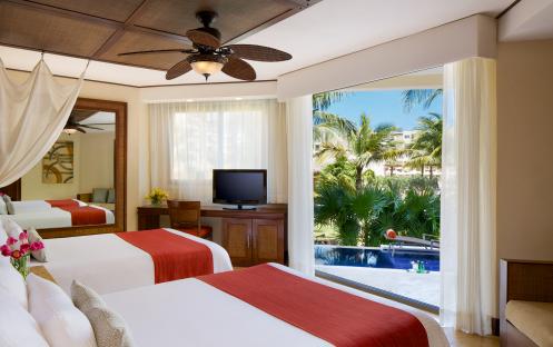 Dreams Riviera Cancun Resort & Spa-Premium-Deluxe-with-Plunge-Pool-2_4407