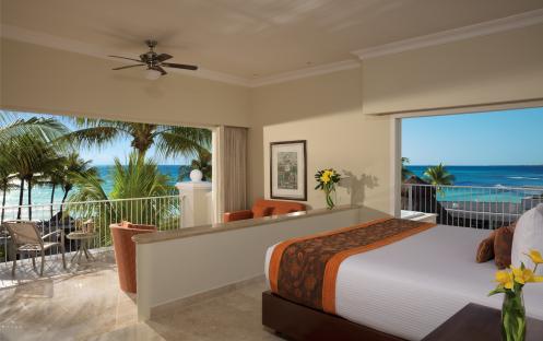 Dreams Tulum Resort & Spa-Prederred-Club-Honeymoon-Suite-Ocean-View-1_4167