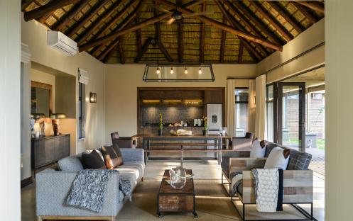 Lion Sands_Tinga Lodge_3_Hi'Nkweni Villa_Open Plan Living Area