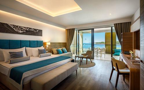 VALAMAR COLLECTION - V LEVEL SEAVIEW PREMIUM FAMILY SUITE BEACH VIEW