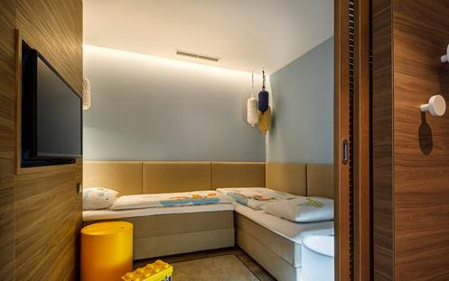 VALAMAR COLLECTION - V LEVEL SWIM UP SUPERIOR SEAVIEW FAMILY SUITE  KIDS ROOM