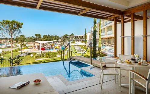 VALAMAR COLLECTION - V LEVEL SWIM UP SUPERIOR SEAVIEW FAMILY SUITE OUTDOOR