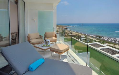 Amavi Hotel-Honeymoon Suite Sea View 3_16968