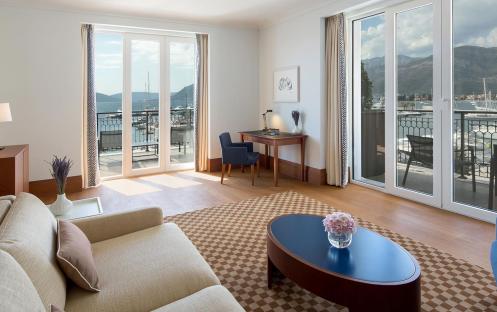Regent Porto Montenegro-Three-Bedroom Suite Sea View 2_11145
