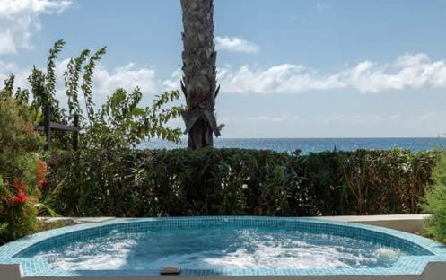 Annabelle Hotel Paphos-Sea View Garden Studio Suite with Whirlpool 3_18897