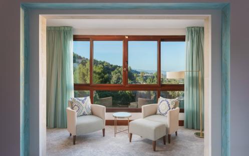 CASTILLO HOTEL SON VIDA - CLASSIC WINDOW ROOM LIVING AREA