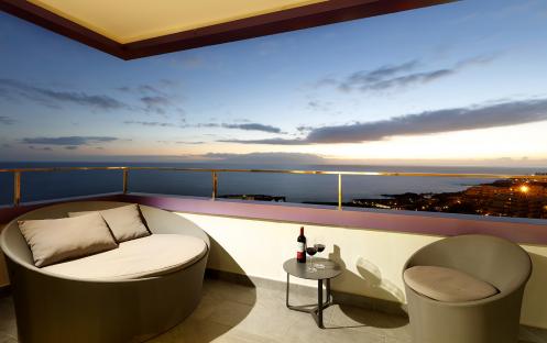 Hard Rock Hotel Tenerife-Rock Royalty Studio Suite 8_13771