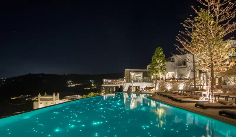 MYCONIAN UTOPIA  POOL IN TH ENIGHT