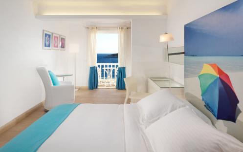 Petasos Beach Resort & Spa-Outdoor Jacuzzi Classic Room 1_12287