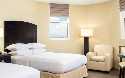 Doubletree Oceanpoint Resort & Spa Standard-Double-Bedroom