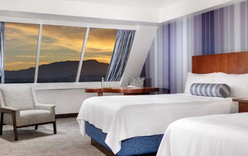 Luxor Hotel - Premium Room Queen