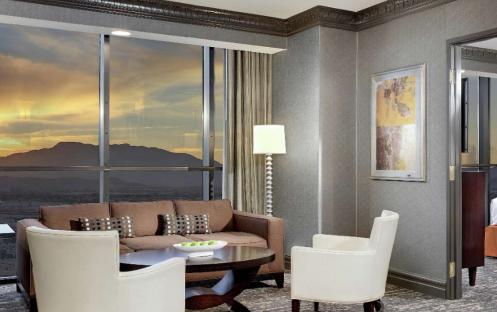 Luxor Hotel - Tower One Bedroom Suite