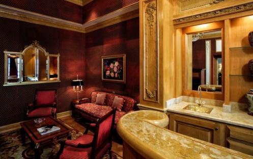Paris Las Vegas - Napoleon Suite Dressing room