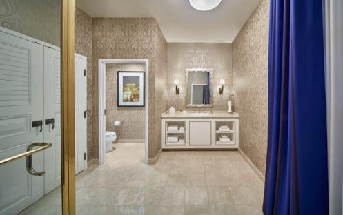 Paris Las Vegas - St Tropez Suite Bathroom