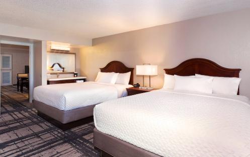 Embassy Suites by Hilton Orlando International Drive - Queen Beds