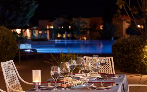 Aphrodite Hills Holiday Residences - Jasmine Restuarant Pool Dining