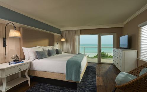 Edgewater Beach Hotel - One Bedroom Gulf View Suite