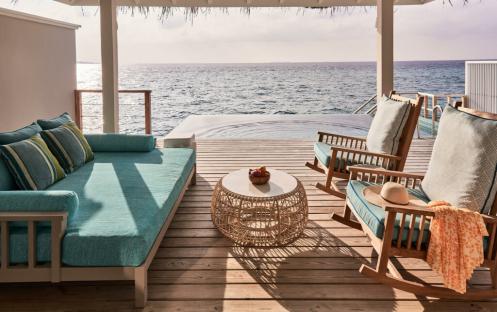 luxury-resort-maldives-rooms-ocean-pool-villa-terrace-1024x683