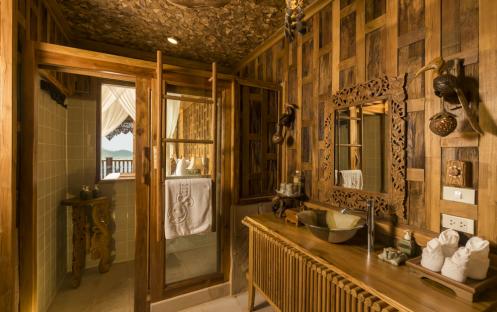 Santhiya Koh Yao - Supreme Deluxe Bay View Bathroom