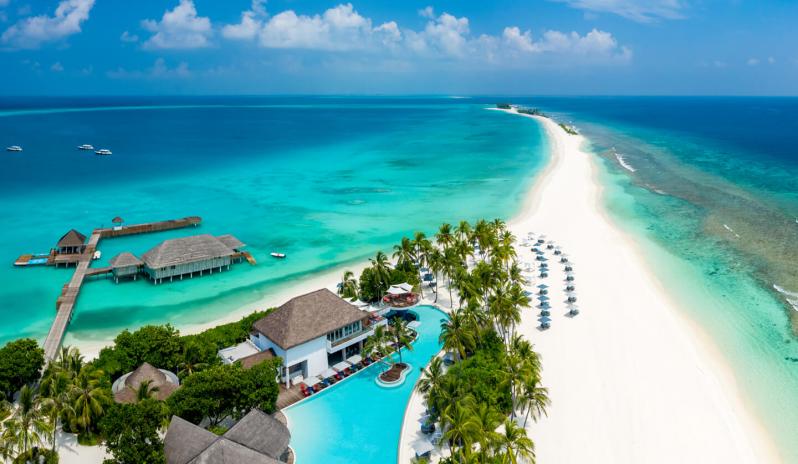 our-island-hotel-resort-island-finolhu-baa-atoll-beach-club-sandbank