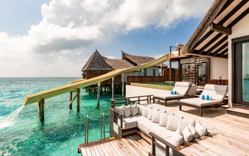OZEN RESERVE BOLIFUSHI - Ocean Pool Suite with Slide - Outdoor Deck