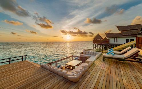 OZEN-RESERVE-BOLIFUSHI-Private-Ocean-RESERVE-Outdoor-Deck-2-scaled