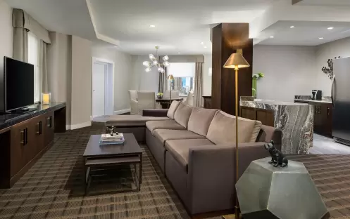Boston Park Plaza - Garden Suite Full View
