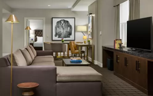 Boston Park Plaza - Garden Suite Sofa