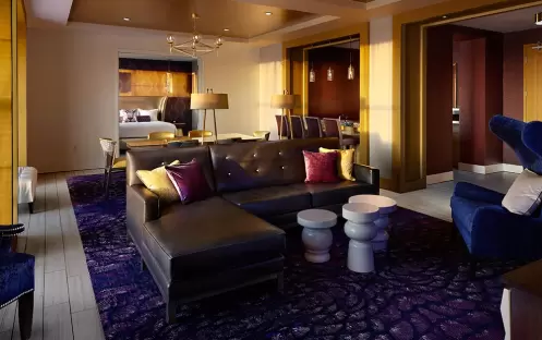 The Guest House at Graceland - Kings Suite Living room