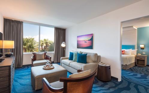 Loews Sapphire Falls Resorts at Universal Orlando - King Suite Living Room