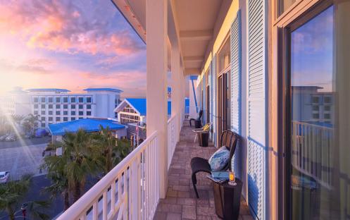 Loews-Sapphire-Falls-Resorts-at-Universal-Orlando-Hospitality-Suite-Terrace