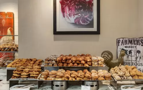 Crowne Plaza New York - Brasserie breakfast buffet Crowne Plaza New York - Brasserie breakfast buffet