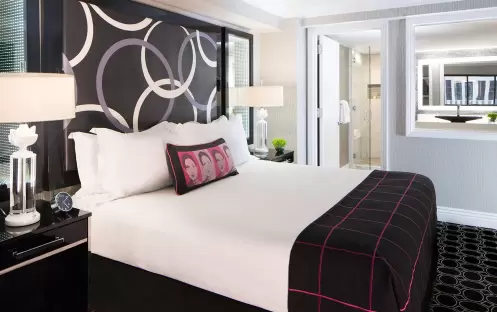 Kimpton Muse - Spa Suite Bedroom