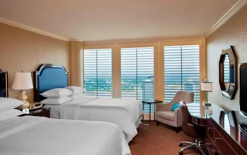 Double Double Club Level Guest Room - River View Double Double Club Level Guest Room - River View