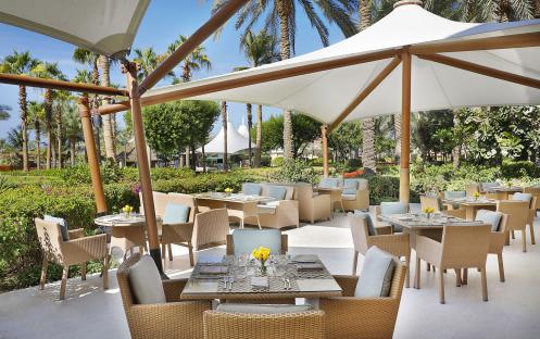 The Ritz-Carlton, Dubai, JBR - Caravan Restaurant Outdoor Terrace