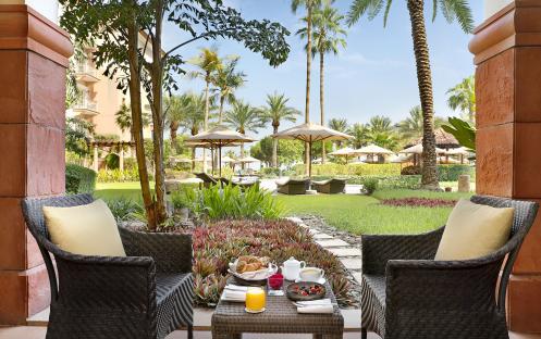 The Ritz-Carlton, Dubai, JBR - Deluxe Room - Garden View - Direct Access