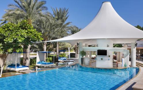 The Ritz-Carlton, Dubai, JBR - La Baie Lounge Pool Bar