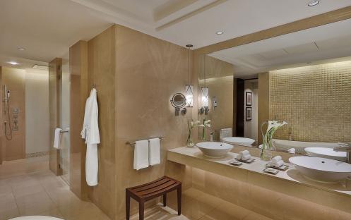 The Ritz-Carlton, Dubai, JBR - One Bedroom Ocean Club Suite -  Bathroom