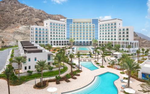 Address Beach Resort Fujairah - The Pool Lounge