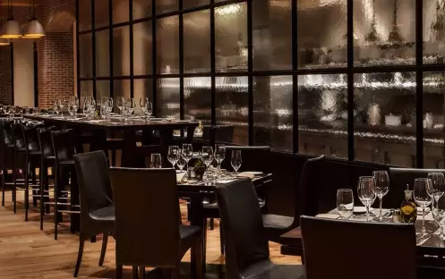 Walt Disney World Swan Resrve - Il Mulino Interior Walt Disney World Swan Resrve - Il Mulino Interior