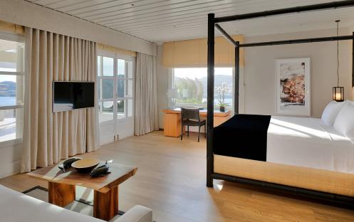 Santa-Marina-Mykonos-Resort-View-Suite-Bedroom