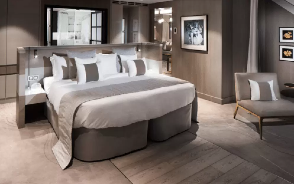 Iconic Suite