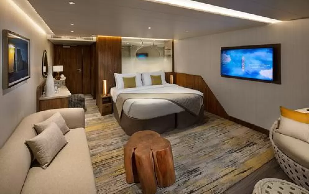 Sky Suite with Infinite Veranda℠