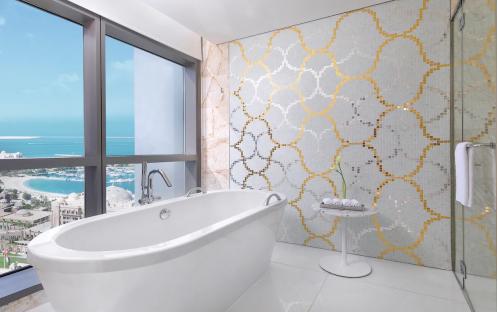 Conrad-Abu-Dhabi-Executive-Room-Bathtub