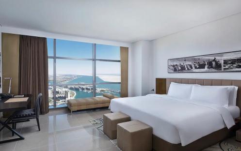 Conrad-Abu-Dhabi-One-Bedroom-Apartment-Bedroom