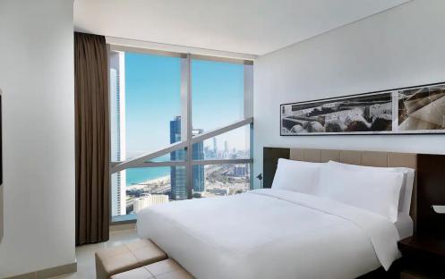 Conrad-Abu-Dhabi-One-Bedroom-Apartment-King-Bedroom