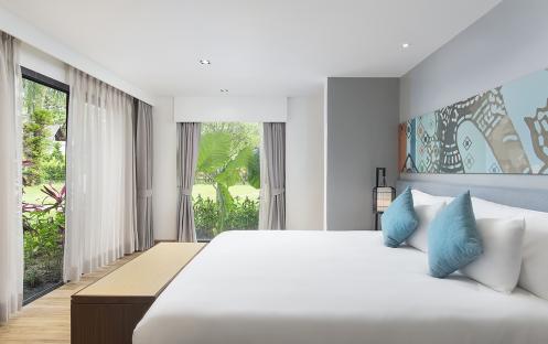Outrigger Khao Lak - Premier Garden Suite Bedroom