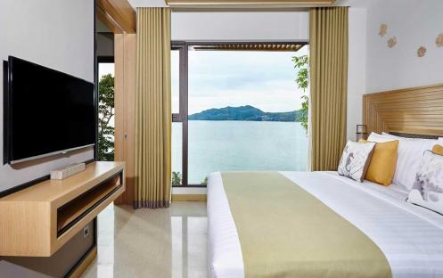 Amari Phuket - One Bedroom Suite Ocean View King Bed
