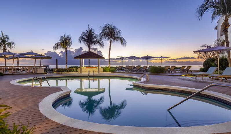 Tamarind by Elegant Hotels - Pool