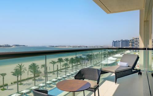King One Bedroom Suite with Sea View
